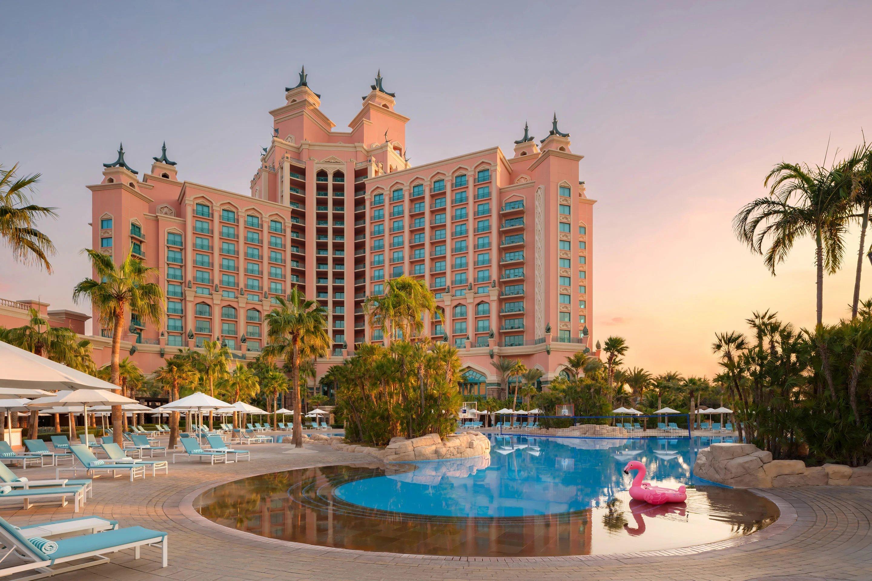 Palm Pool